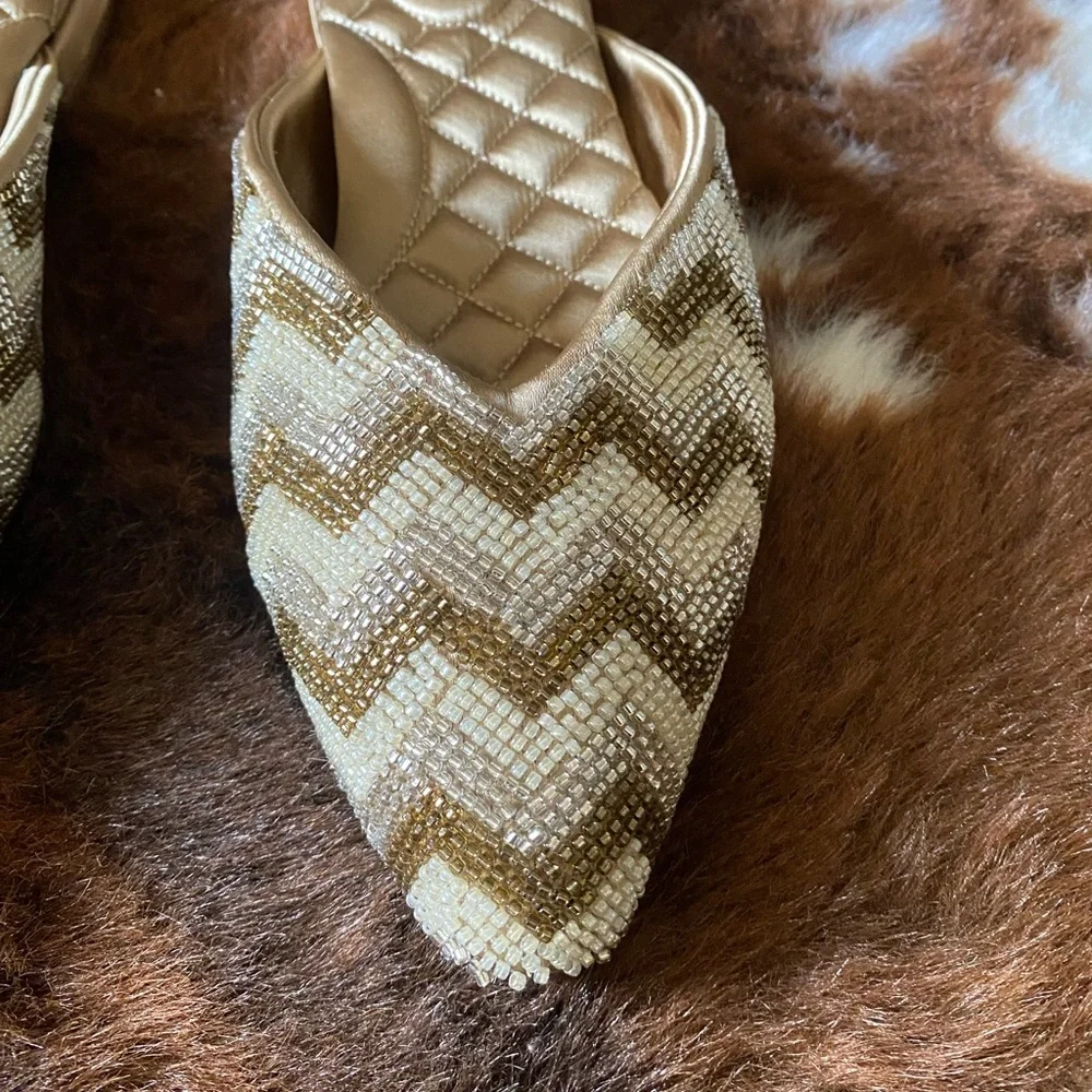 Birdies The Swan Gold White Champagne Chevron Holiday Almond Toe Mules size 7 - Picture 8 of 10